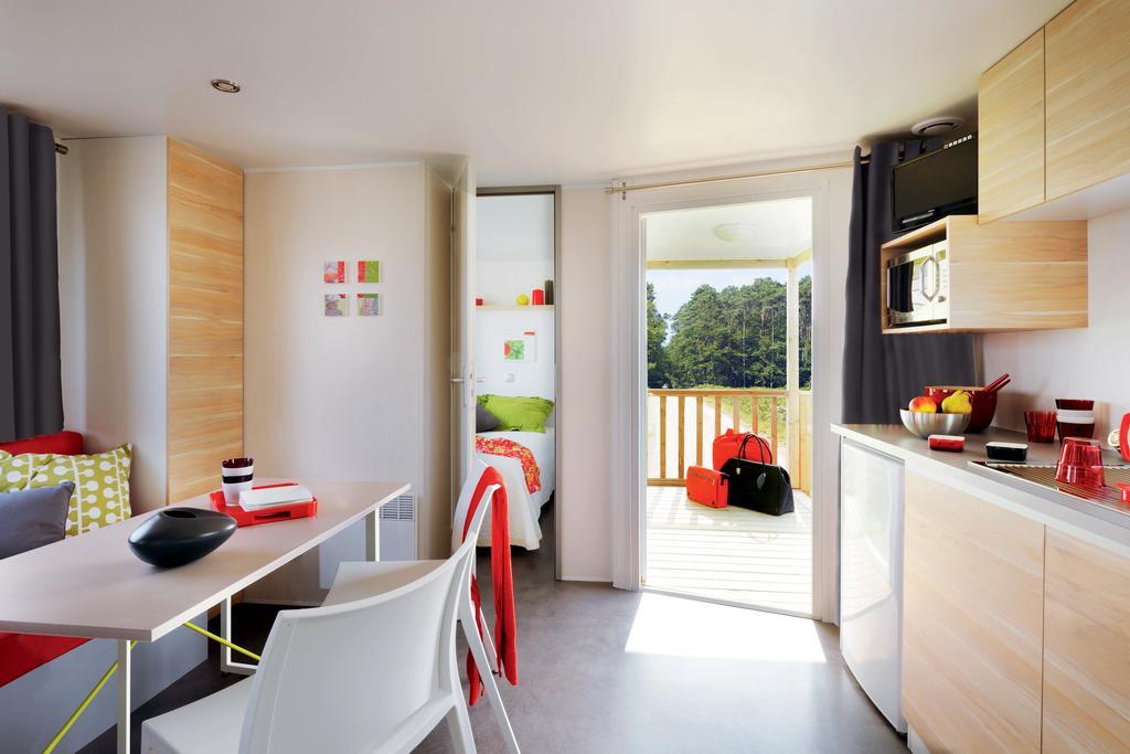 Camping Les Garennes Rang-du-Fliers Exterior photo